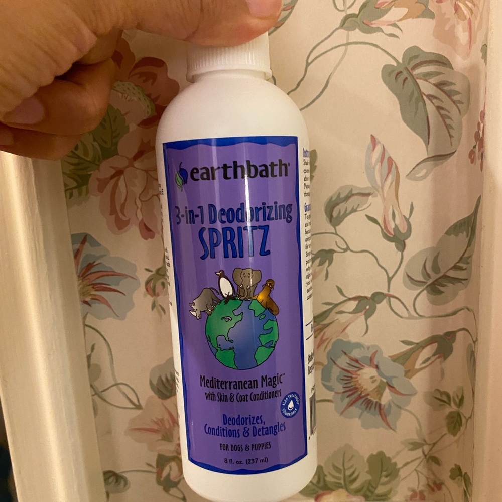 Bundle of earth bath spritz and wipes new